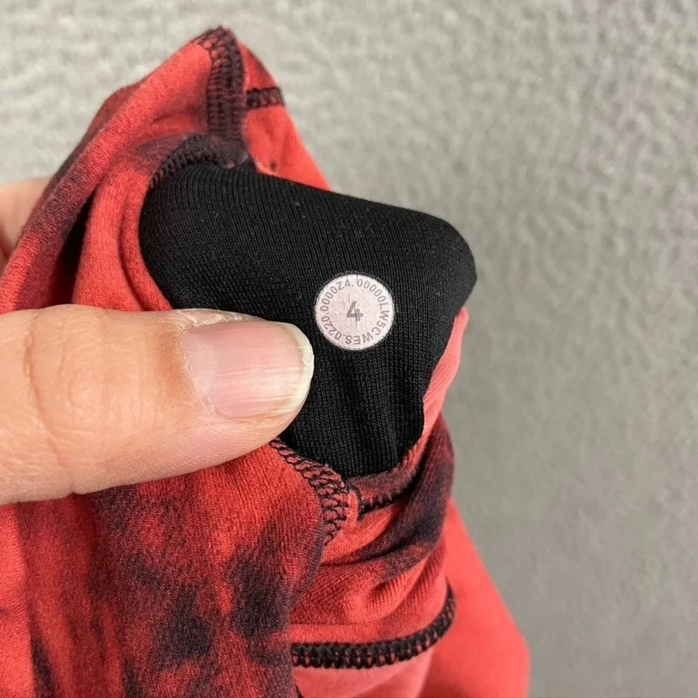 Lululemon Align High Rise Legging Game‎ Day Red Black Multi Womens 4 Gym Workout
